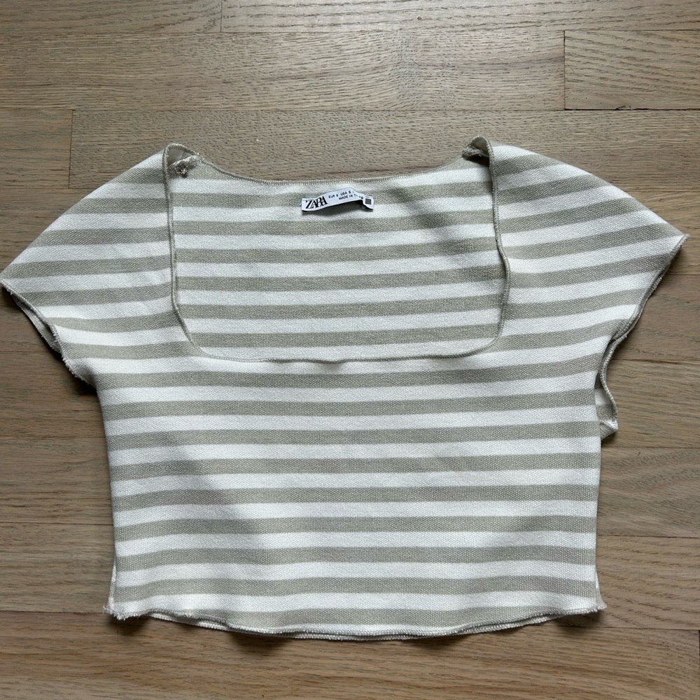 Zara White and Beige Fitted Crop Blouse